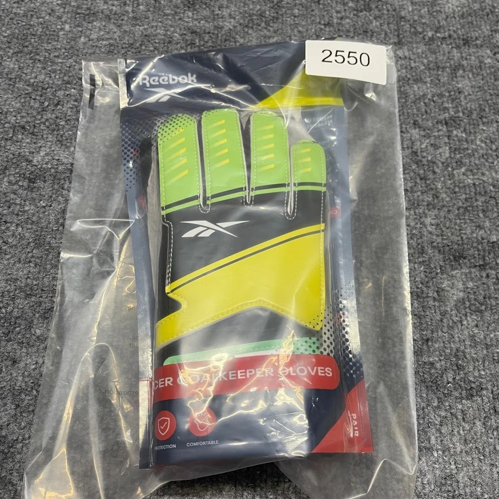 Reebok Goalkeeper Gloves Youth Soccer Junior One Size Green Black RVGLG100Y-GRB
